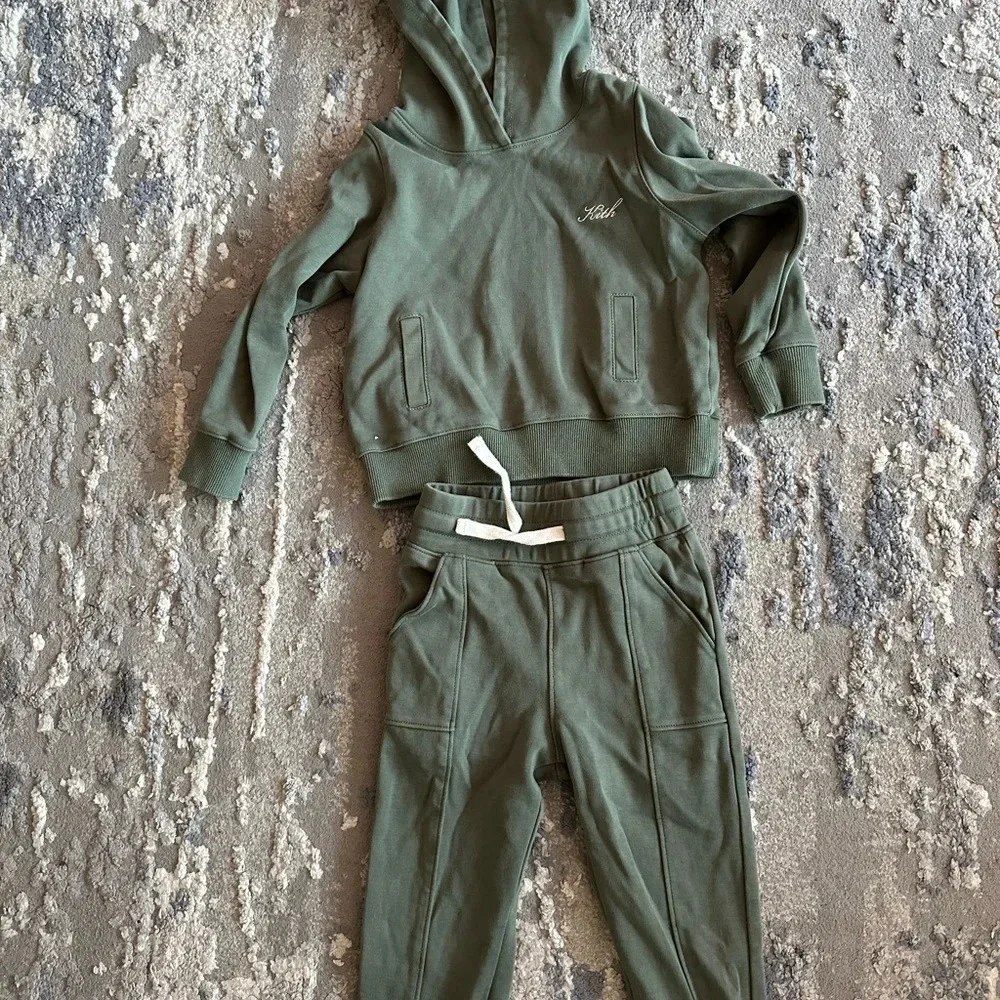 Kids Olive Green Jogger Set - Picture 2 of 2